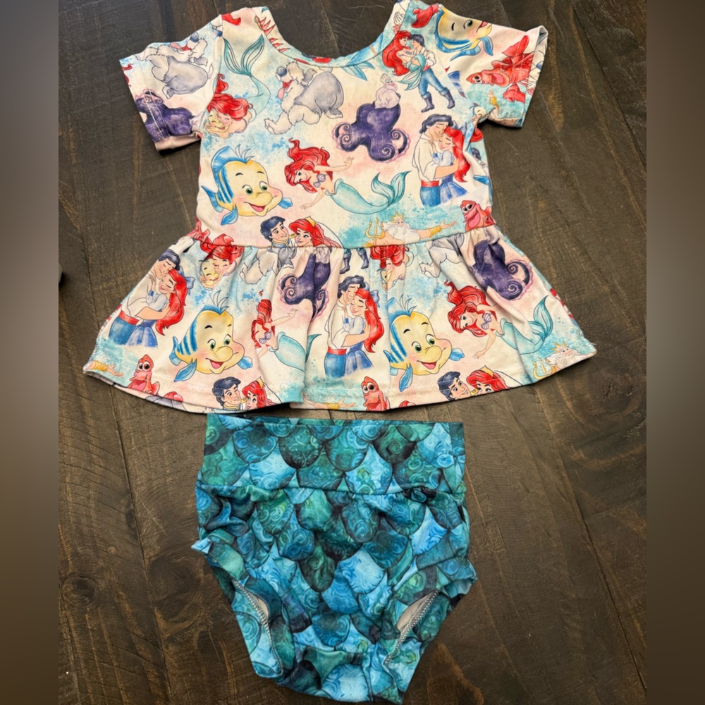 Girls 2 piece Disney Little Mermaid outfit 6- 12 month
